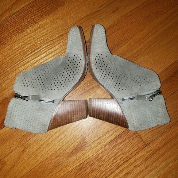 Rag & Bone gray leather booties - Picture 7 of 9